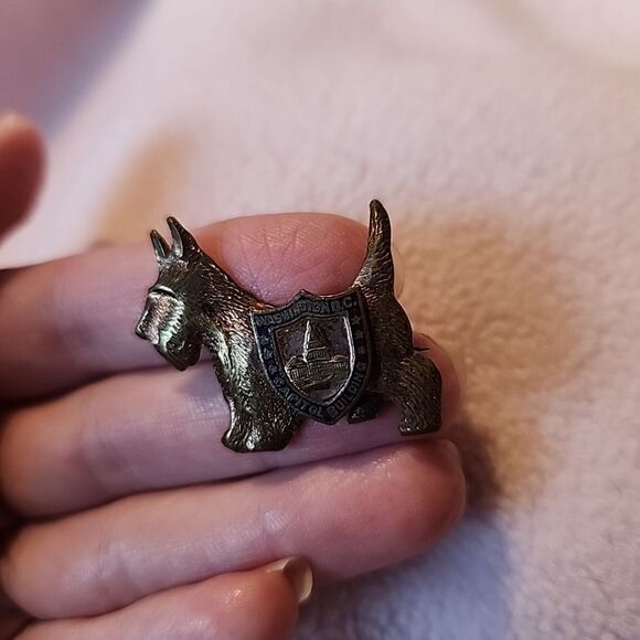 Small Vintage Washington DC Scottie Dog Souvenir Brooch Pin Scottish Terrier - Picture 2 of 3